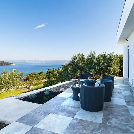 Дом отдыха Stunning In With House Sea View Нечуям